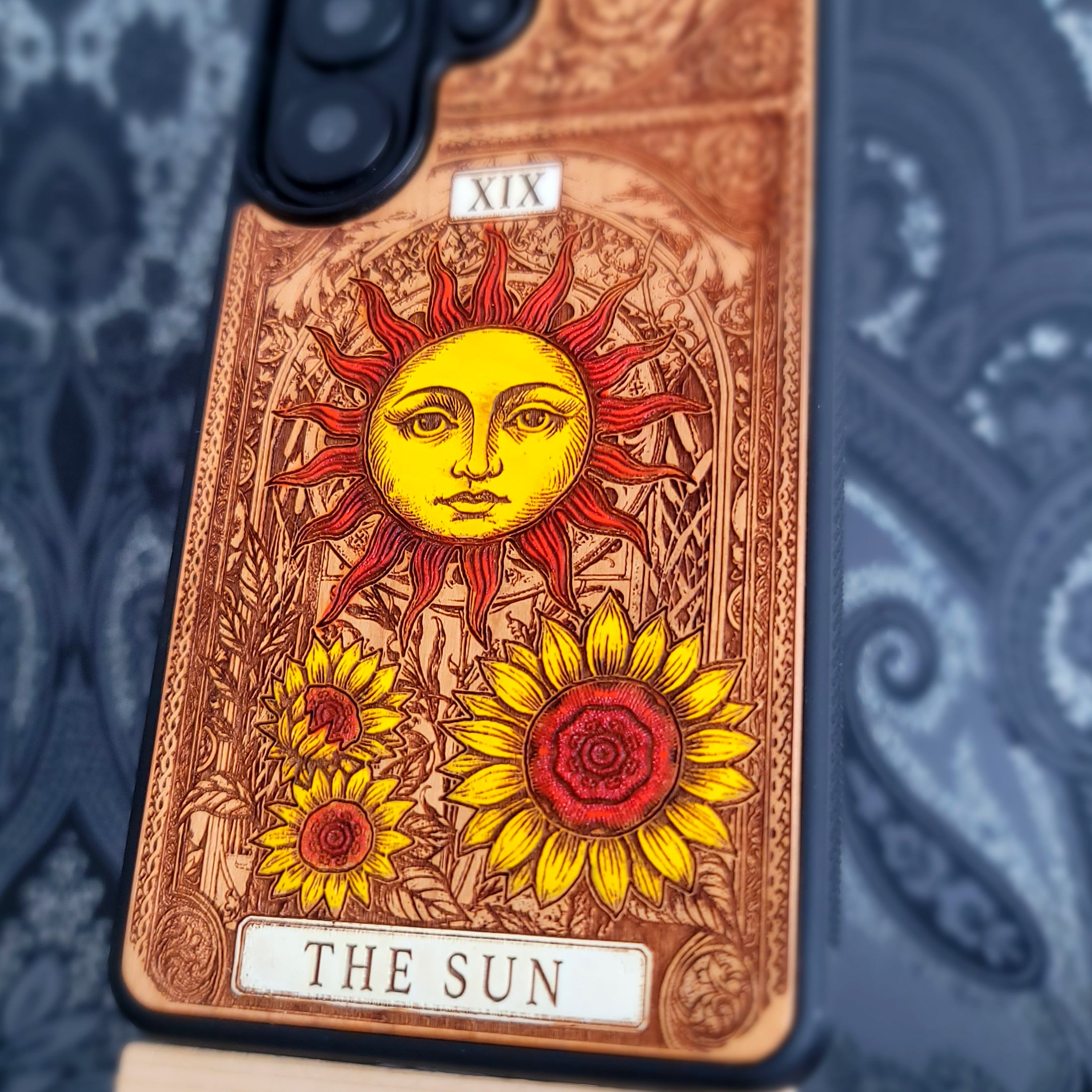 Die Sonne Tarot Karte Holz Handytasche bemalt