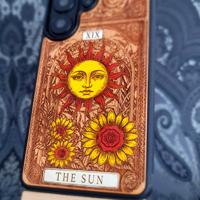 Die Sonne Tarot Karte Holz Handytasche bemalt