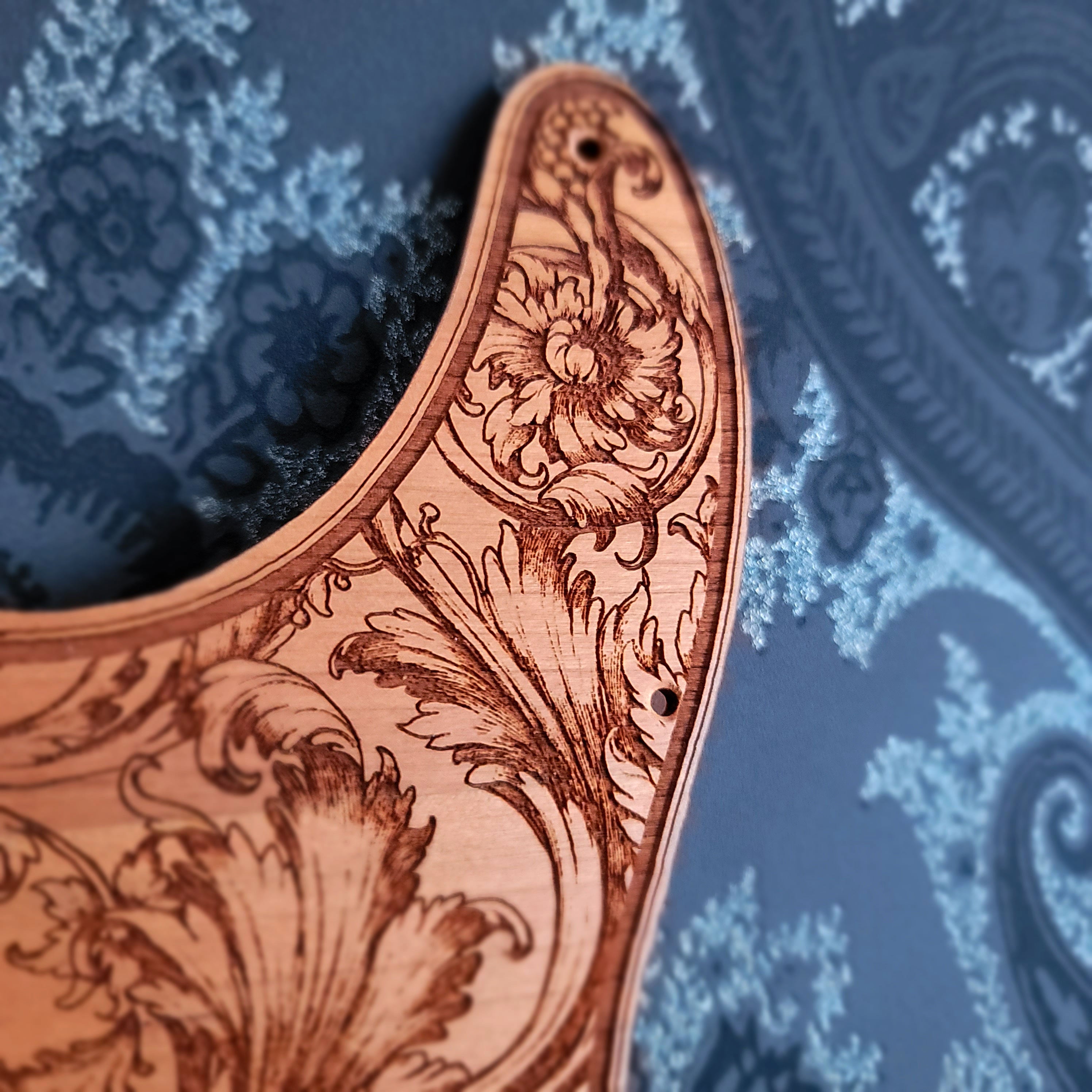 Telecaster Holz-Schlagbrett – Floral 1