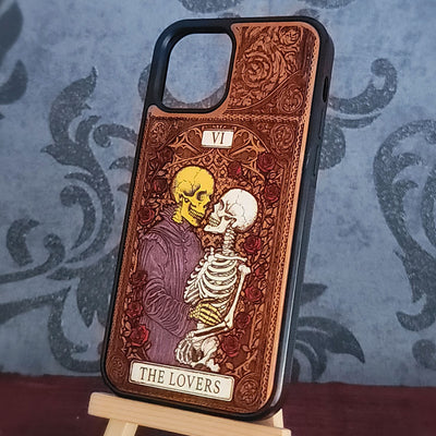 Die Liebenden Tarot Karte Holz Handytasche bemalt