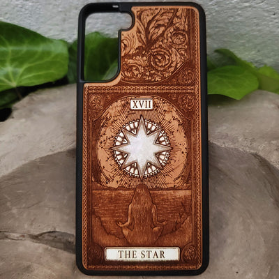 Handcrafted wooden phone case featuring The Star tarot card design — double laser-engraved for deep detail and mystical symbolism, compatible with iPhone and Galaxy models, perfect witchy celestial gift for tarot lovers and spiritual seekers.