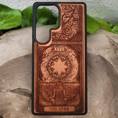 Handcrafted wooden phone case featuring The Star tarot card design — double laser-engraved for deep detail and mystical symbolism, compatible with iPhone and Galaxy models, perfect witchy celestial gift for tarot lovers and spiritual seekers.