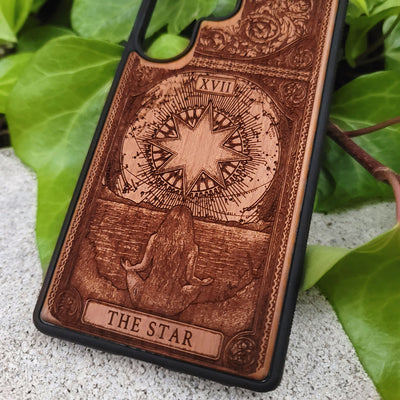 Handcrafted wooden phone case featuring The Star tarot card design — double laser-engraved for deep detail and mystical symbolism, compatible with iPhone and Galaxy models, perfect witchy celestial gift for tarot lovers and spiritual seekers.
