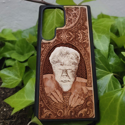 Wooden phone case featuring a laser-engraved classic Werewolf design inspired by vintage monster movies — gothic, spooky, and perfect for horror collectors.
