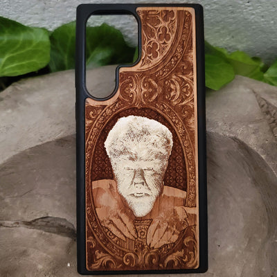 Wooden phone case featuring a laser-engraved classic Werewolf design inspired by vintage monster movies — gothic, spooky, and perfect for horror collectors.
