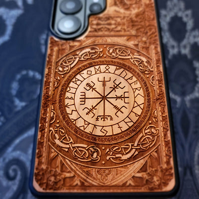 iPhone &amp; Samsung Galaxy Holz Handyhülle Wikinger Rune - Der Vegvisir Kompass II