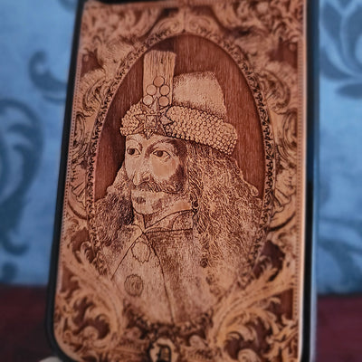 Vlad the Impaler – Dracula Engraved Wood Phone Case