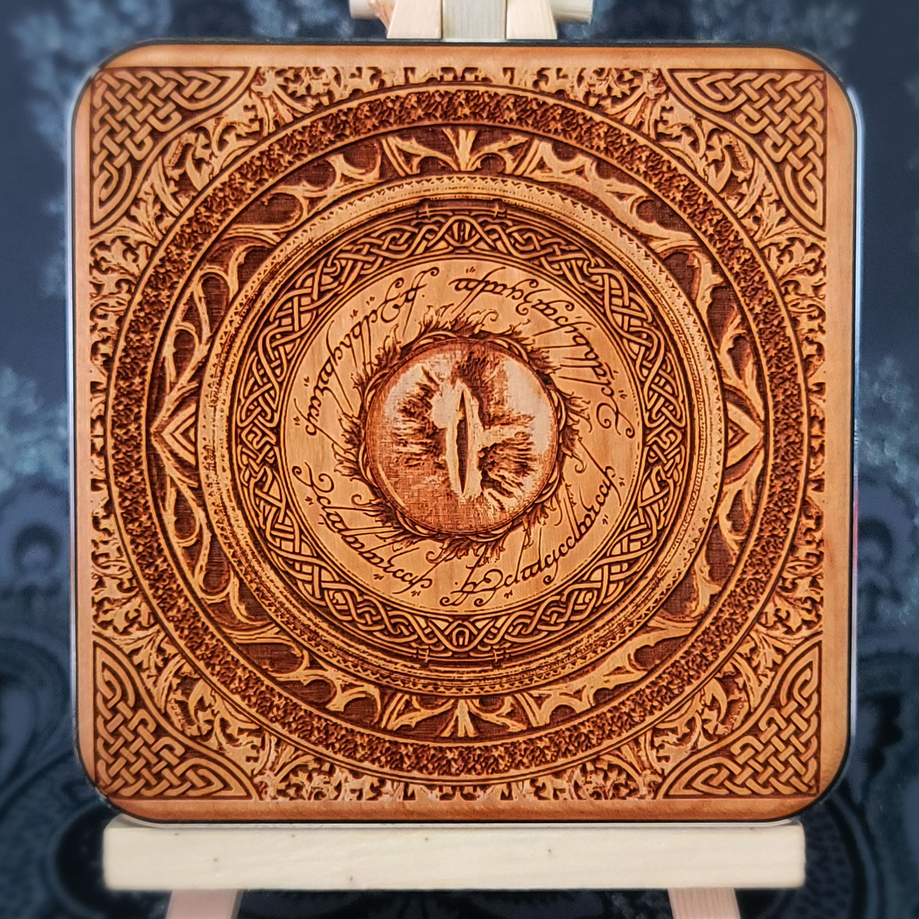 Cargador inalámbrico Ojo de Sauron | Arte Oscuro de El Señor de los Anillos