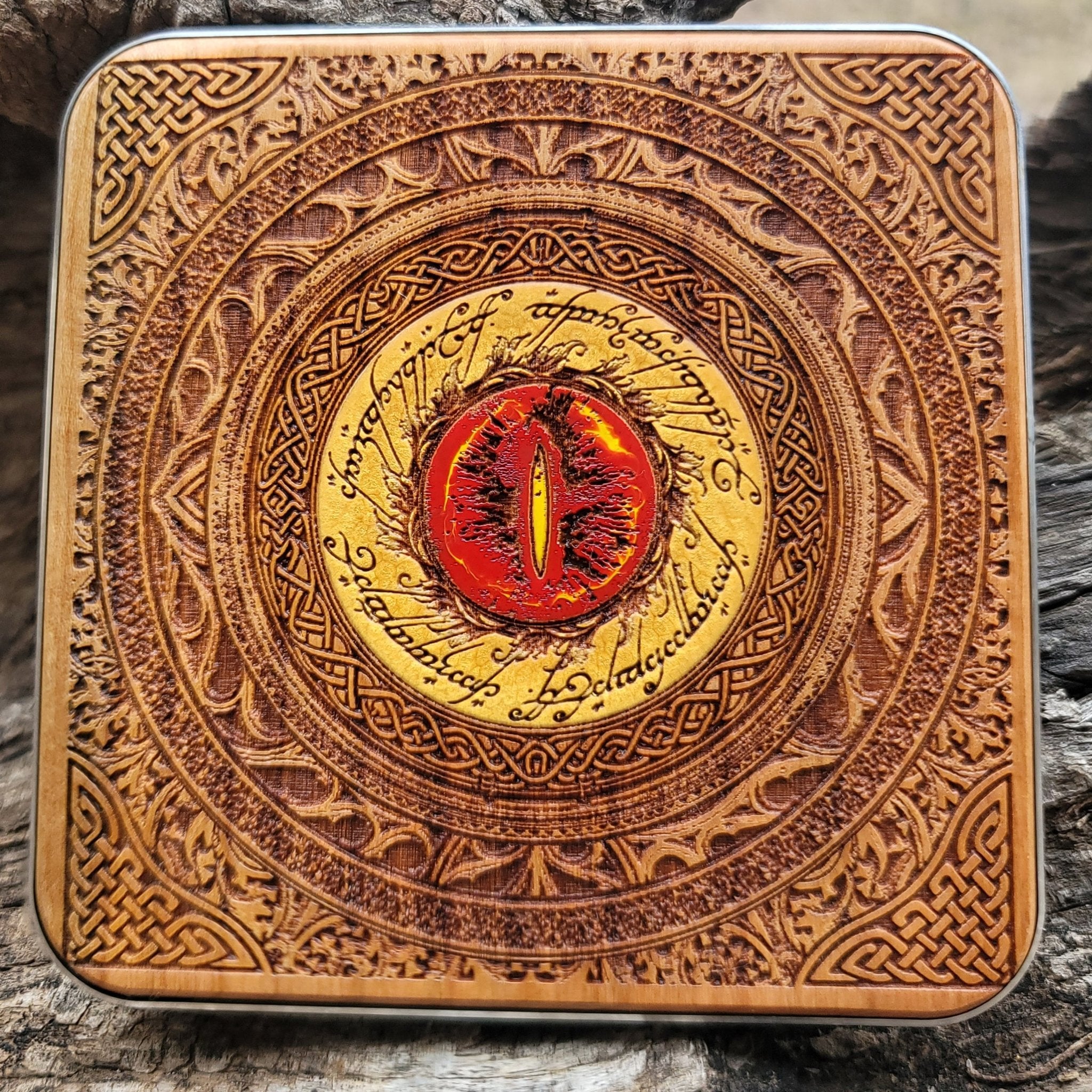 Hand-painted wireless charger featuring the Eye of Sauron design.