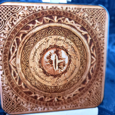 Cargador inalámbrico Ojo de Sauron | Arte Oscuro de El Señor de los Anillos