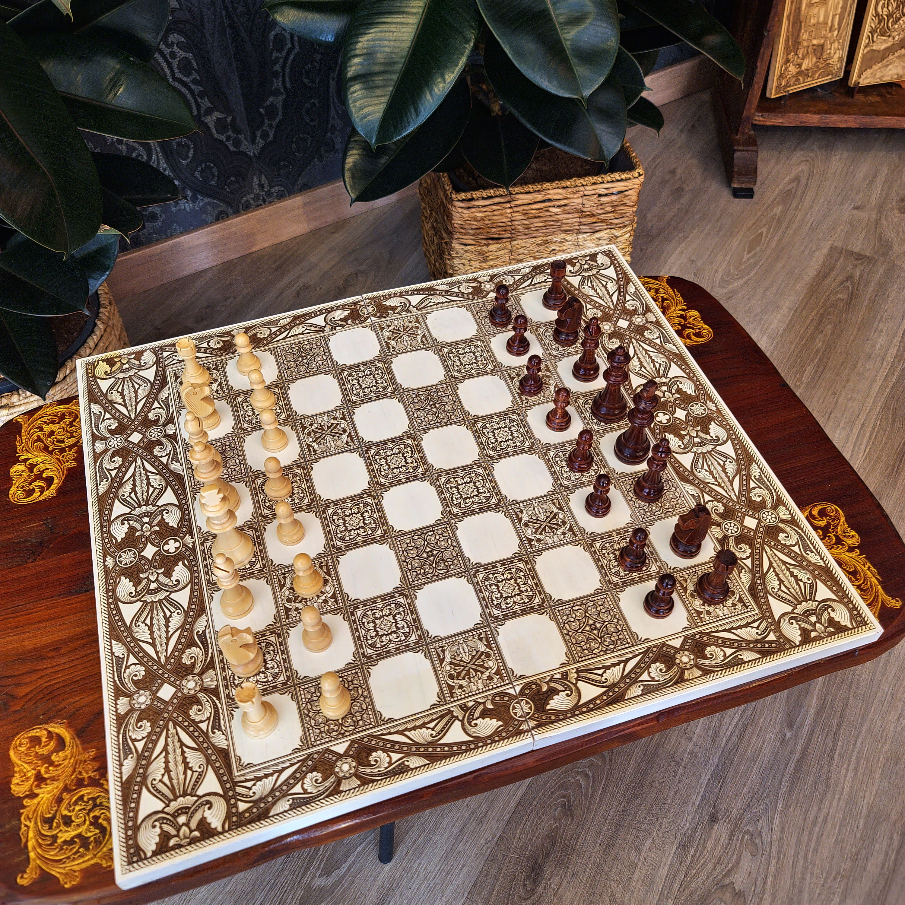 Tablero de ajedrez de fichas españolas - Blanco y marrón - Tamaño de torneo