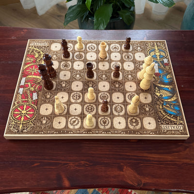 Warhammer 40K Horus Heresy wooden chessboard with Loyalists and Traitors engraved and hand painted artwork