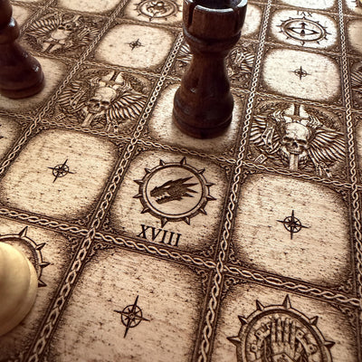 Warhammer 40K Horus Heresy Loyalists vs Traitors Wooden Chessboard