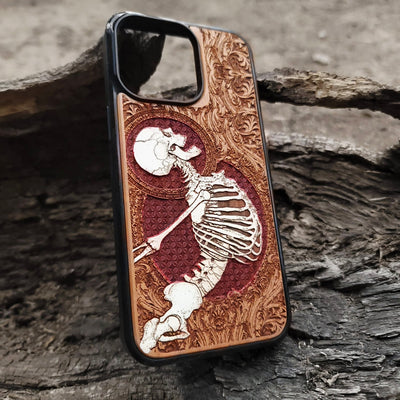 Hand-painted gothic pattern wooden phone case with gold accents, laser-engraved on cherrywood. Fits iPhone 11- and Galaxy S20-S.