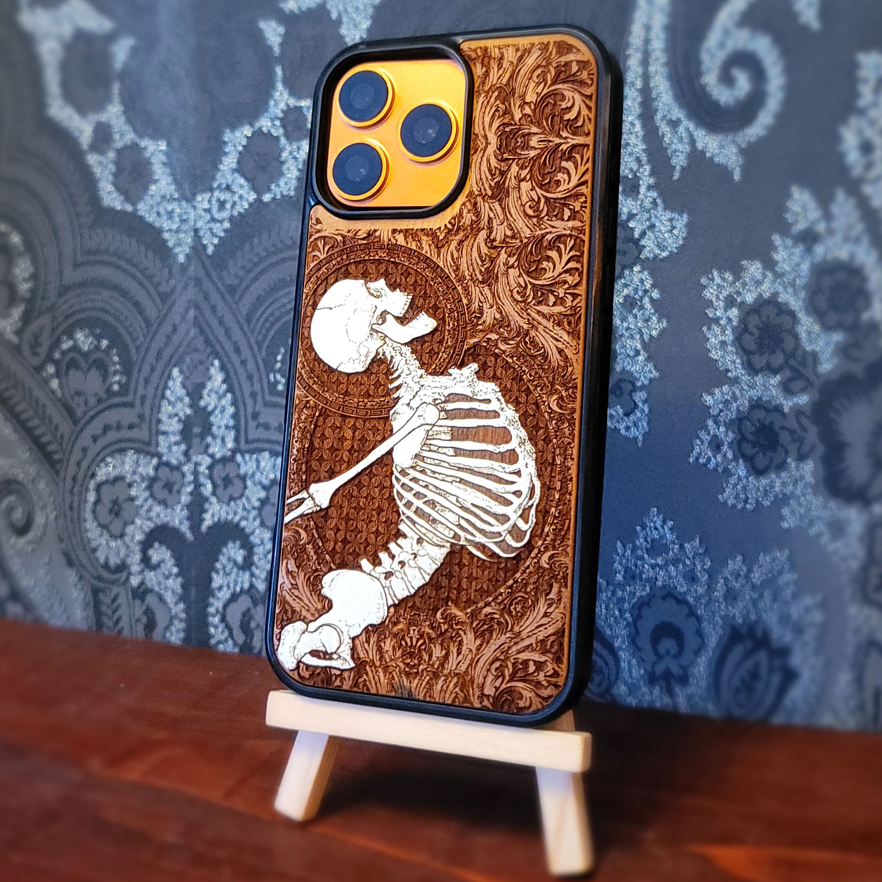 Happy Skeleton Wood Phone Case for iPhone & Samsung Galaxy – Engraversdungeon Happy Skeleton Wood Phone Case for iPhone & Samsung Galaxy – Engraversdungeon