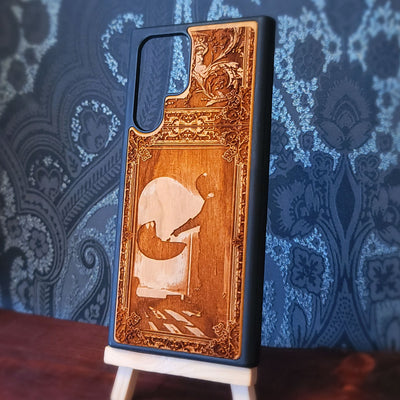 iPhone &amp; Samsung Galaxy Holz-Handyhülle - Kunstwerk "Heiliger Erzengel Michael"