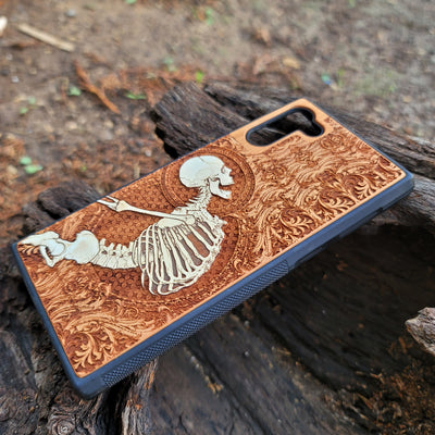Gothic skeleton warrior artwork engraved on a wooden phone case, compatible with iPhone  and Samsung Galaxy S.