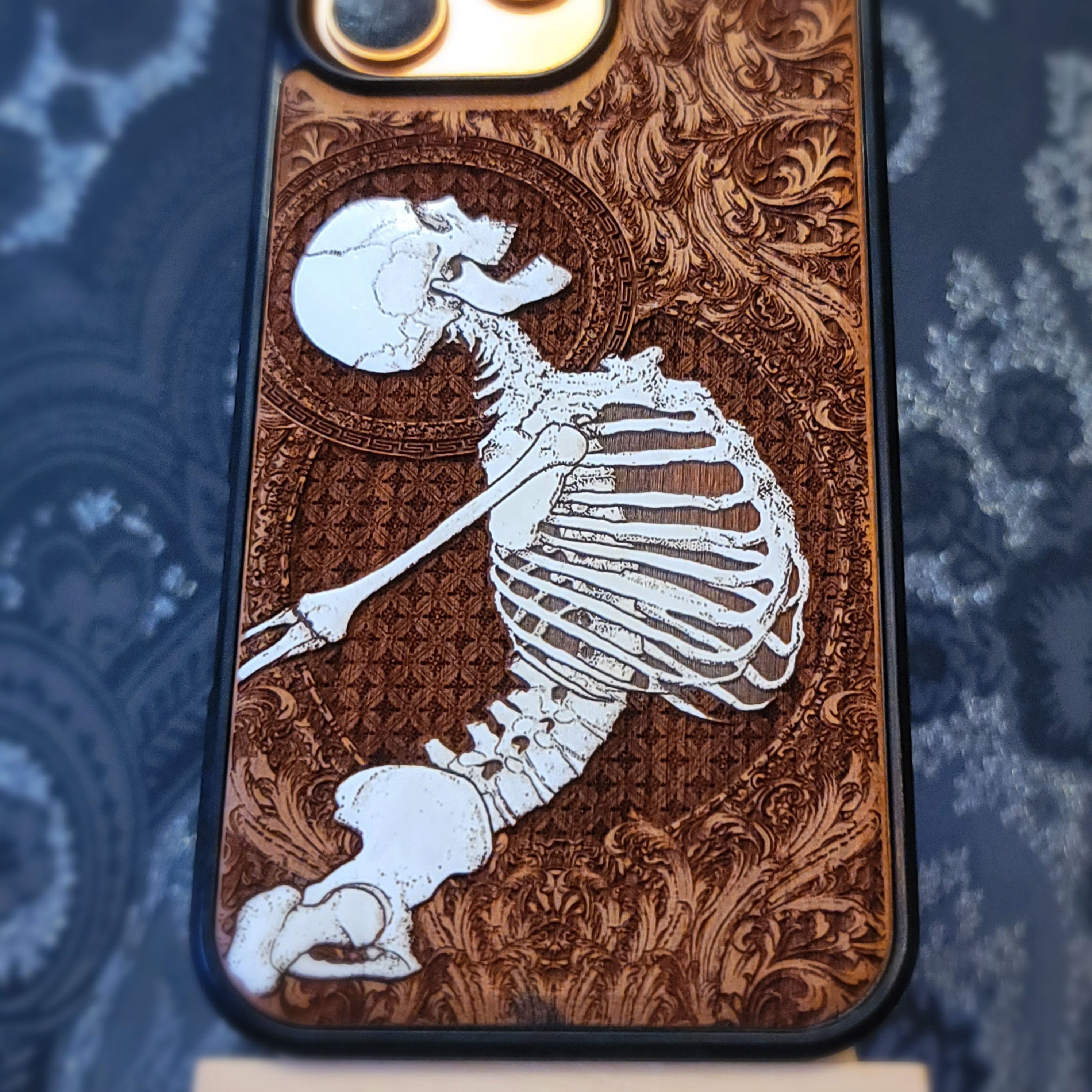 Happy Skeleton Wood Phone Case for iPhone & Samsung Galaxy – Engraversdungeon Happy Skeleton Wood Phone Case for iPhone & Samsung Galaxy – Engraversdungeon