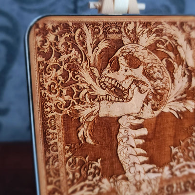 Kabelloses Ladegerät aus Scream Wood 