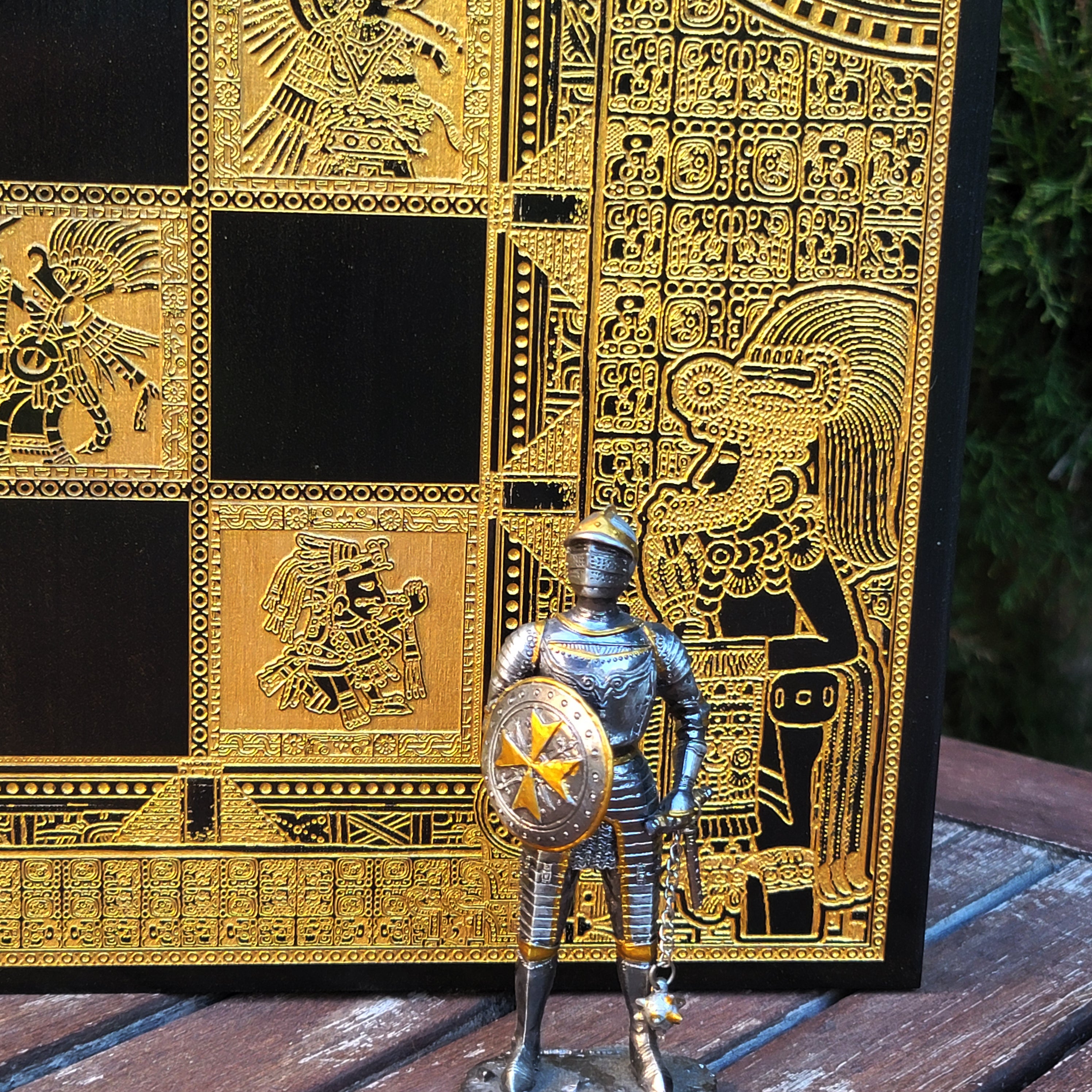 Aztec Chess Board - Black & Gold - Tournament Size