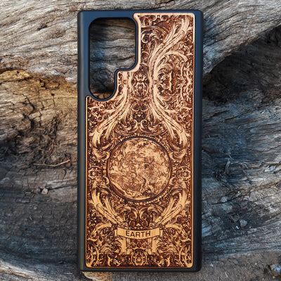 Wooden phone case with a detailed Planet Earth design, available for iPhone , Galaxy S, Note 20, and more. Perfect for eco-conscious users looking for unique, durable phone protection.