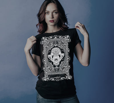 black white tee women skull