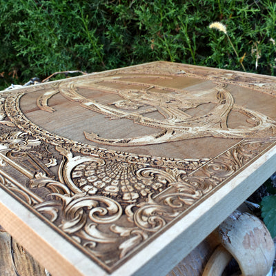 Intergalactic Ship V Enterprise - Large Alien xenomorph HR Giger biomechanical engraved phone case