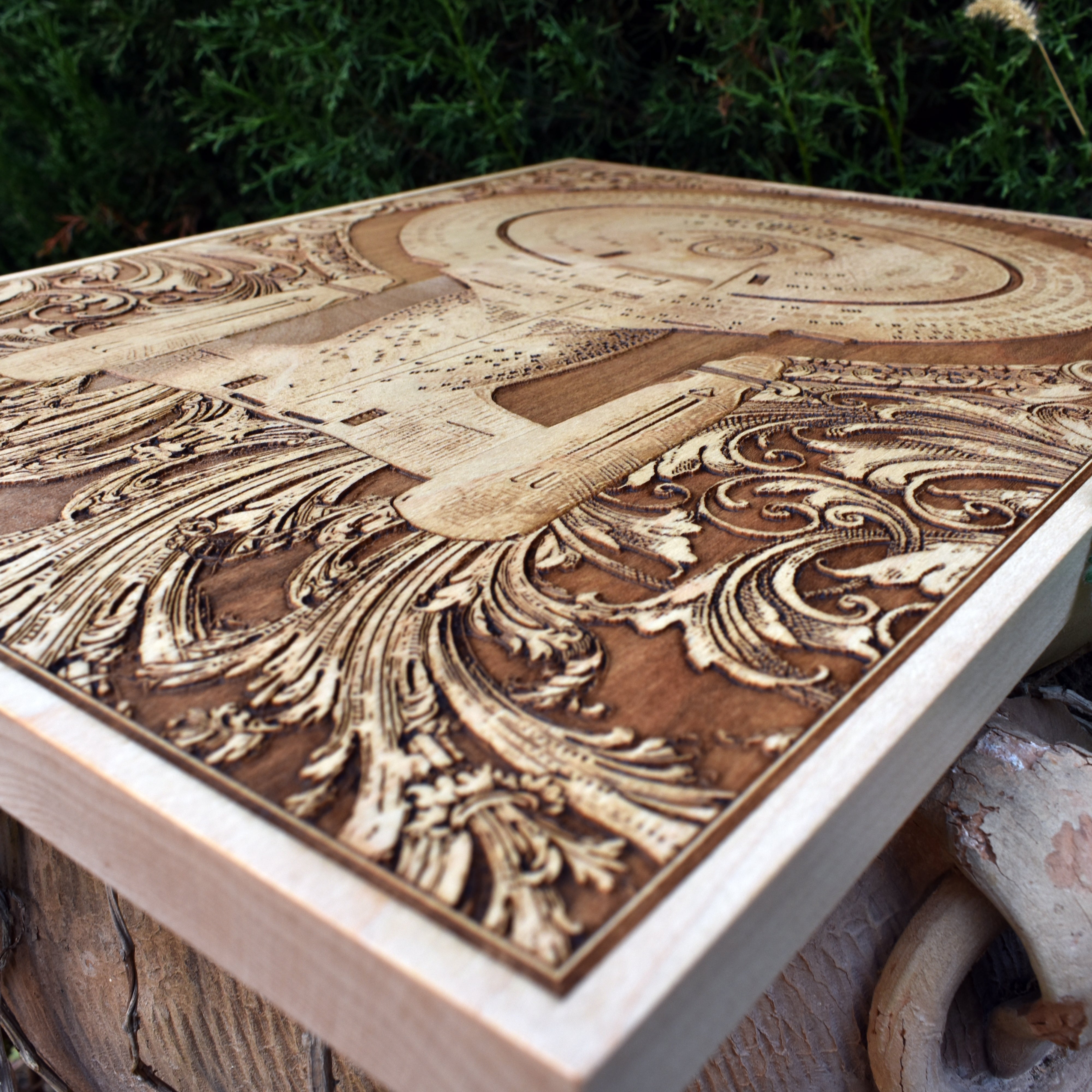 Wooden wall decor featuring the NCC-1701D starship from Star Trek