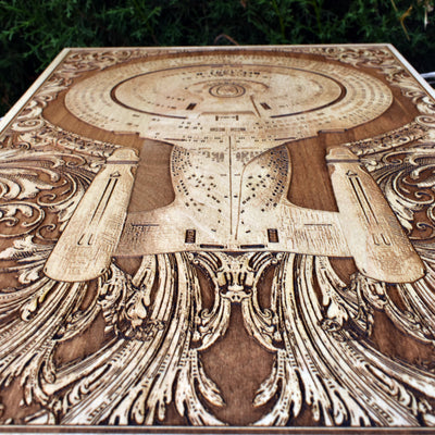 Intergalactic Ship IV Enterprise - Large Alien xenomorph HR Giger biomechanical engraved phone case