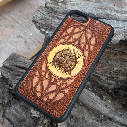 Hand-painted Hobbit Door wood phone case, inspired by Lord of the Rings, featuring a beautiful gold accent and intricate detailing. Laser-engraved for a unique design, this case is compatible with iPhone 16, 15, 14, 13, 12, 11, Pro Max Mini, and Samsung Galaxy S25, S24, S23, S22, S21, S20 Ultra, Plus, Note 20. A perfect blend of Tolkien fandom and durable protection.
