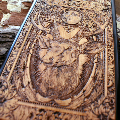Wooden phone case featuring a detailed deer engraving, perfect for iPhone & Samsung Galaxy models including iPhone , Samsung Galaxy S, and more. A stylish and eco-friendly choice for nature lovers and wildlife fans.