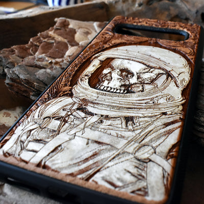 Astronaut skull wooden phone case, hand-painted and laser-engraved on cherrywood. Compatible with iPhone -11 Pro Max, Galaxy S-S20. Gothic space-themed phone case.