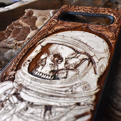 Astronaut skull wooden phone case, hand-painted and laser-engraved on cherrywood. Compatible with iPhone -11 Pro Max, Galaxy S-S20. Gothic space-themed phone case.