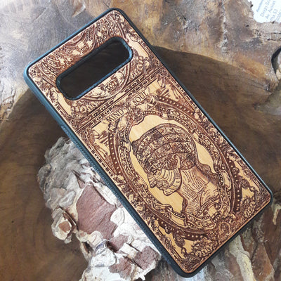 Wooden phone case with gothic skull and skeleton design, handcrafted for iPhone , iPhone 15, Samsung Galaxy S, and more. Unique, durable, and perfect for fans of gothic and dark fantasy art.