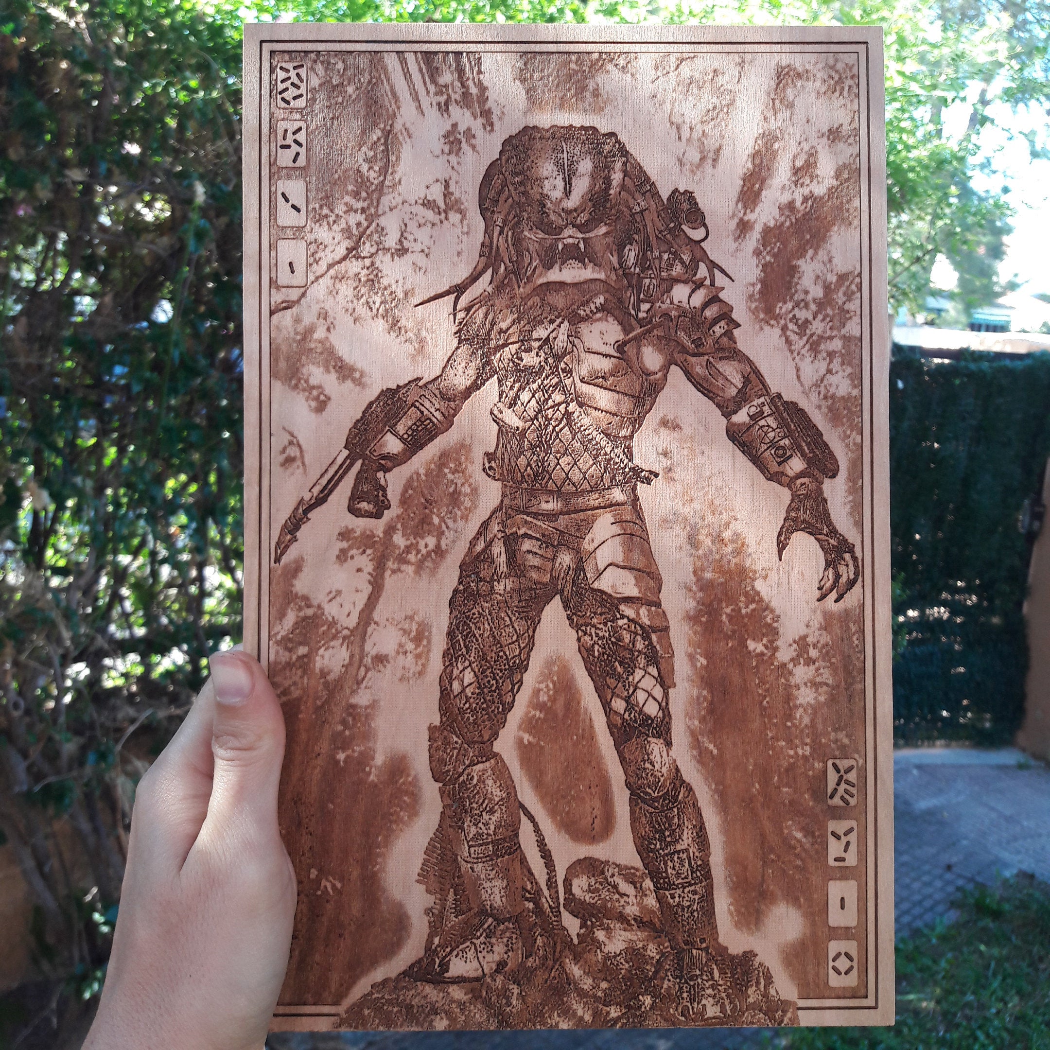 Predator movie monster engraved wood sign – horror fan gift