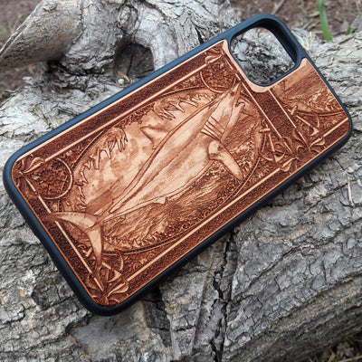 Wooden phone case featuring an intricately carved Mako Shark design, ideal for iPhone , iPhone 15, Galaxy S23, S22 Ultra, and other models. Perfect for marine wildlife lovers and nautical art enthusiasts.
