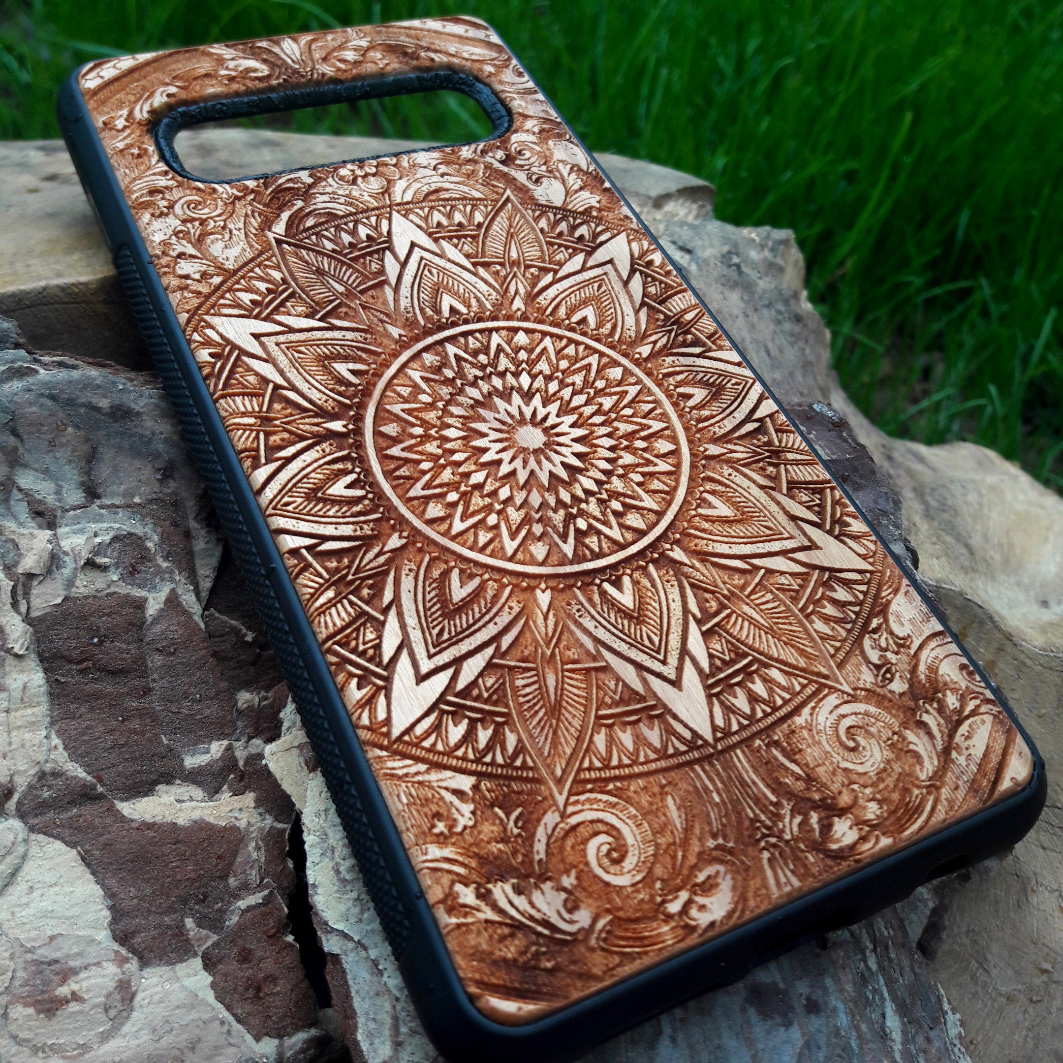 mandala wooden phone cover