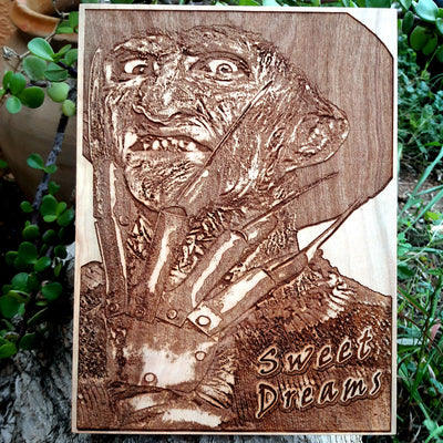 Handmade wooden artwork 'Freddy - Mini' – wood gift for 5 year anniversary, wedding present, gift for him or her, romantic handcrafted decor