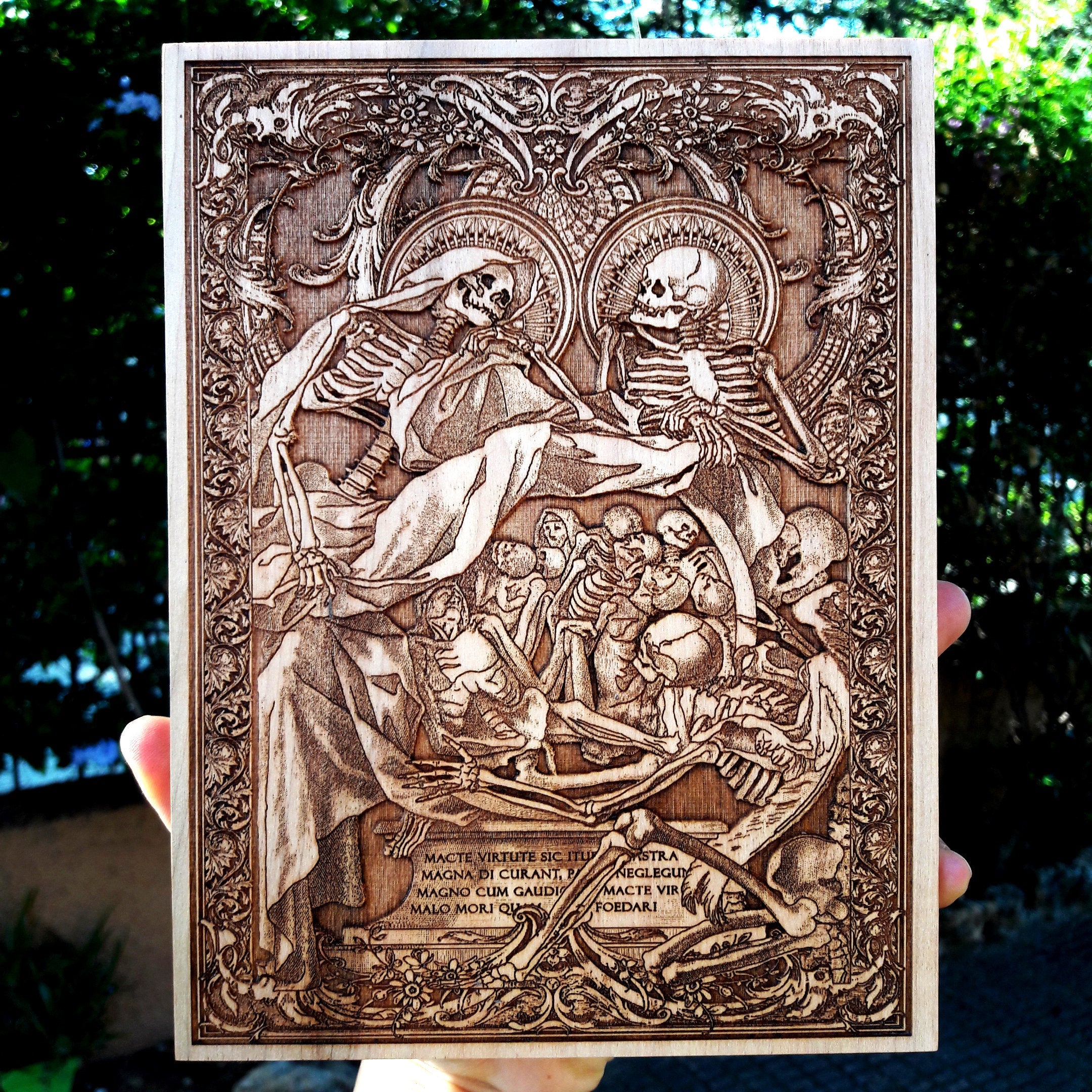 Personalized gothic skeleton wood art, crafted for Memento Mori enthusiasts, vintage anatomy collectors, and lovers of dark, alternative aesthetics.