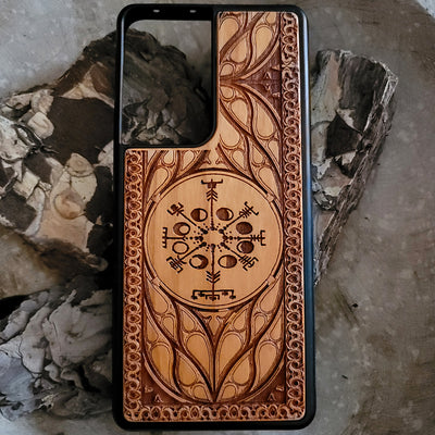 Viking Rune Vegvisir Compass wood phone case with laser-engraved Nordic design. Compatible with iPhone , 15, 14, 13, 12, 11 Pro Max Mini, and Samsung Galaxy S, S24, S23, S22, S21, S20 Ultra Plus, Note 20. Unique, durable, and perfect for Norse mythology enthusiasts.