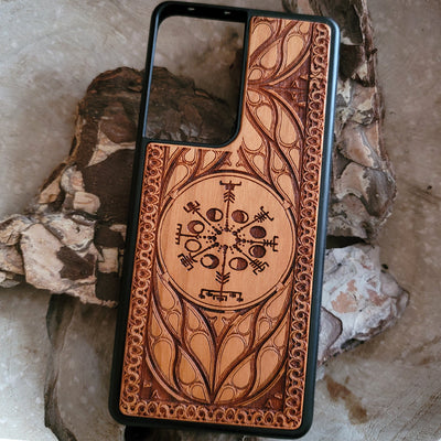 Viking Rune Vegvisir Compass wood phone case with laser-engraved Nordic design. Compatible with iPhone , 15, 14, 13, 12, 11 Pro Max Mini, and Samsung Galaxy S, S24, S23, S22, S21, S20 Ultra Plus, Note 20. Unique, durable, and perfect for Norse mythology enthusiasts.