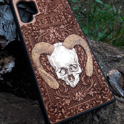 Laser-engraved wooden phone case for iPhone and samsung galaxy, featuring intricate gothic artwork