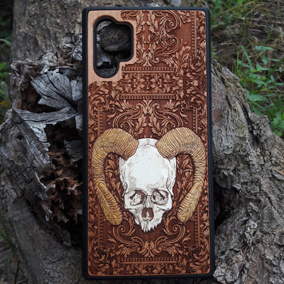 Laser-engraved wooden phone case for iPhone and samsung galaxy, featuring intricate gothic artwork