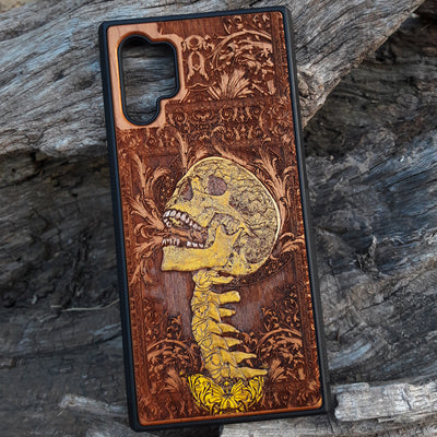 Hand-painted "The Scream" yellow wooden phone case, laser-engraved on cherrywood. Compatible with iPhone -11 Pro Max, Galaxy S-S20. Artistic phone case featuring Edvard Munch's iconic design.