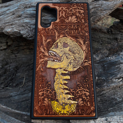 Hand-painted "The Scream" yellow wooden phone case, laser-engraved on cherrywood. Compatible with iPhone -11 Pro Max, Galaxy S-S20. Artistic phone case featuring Edvard Munch's iconic design.