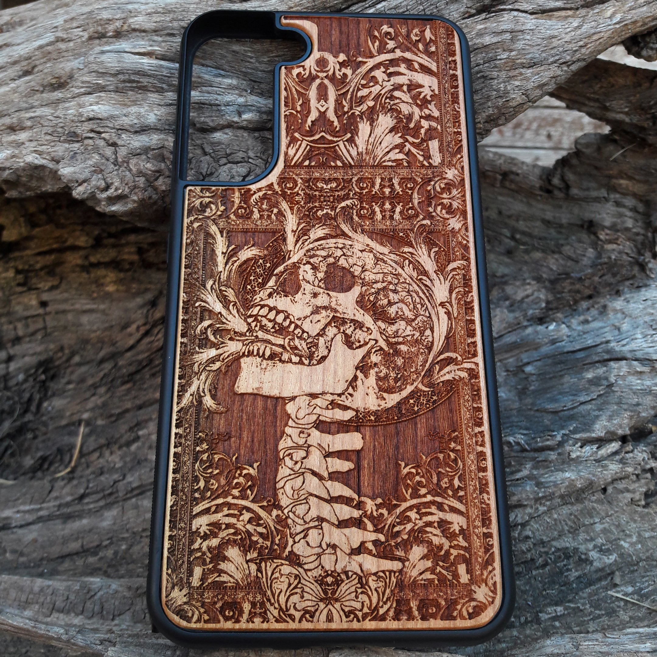 iPhone case wood
