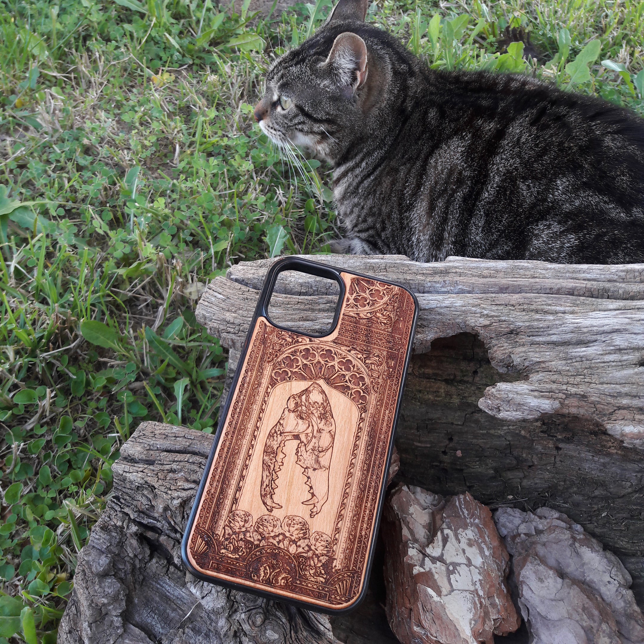 Wooden phone case with gothic horse skull and roses design, handcrafted for iPhone 16, iPhone 15, Samsung Galaxy S25, and other models. A unique, stylish, and durable accessory for fans of dark art and gothic themes.
