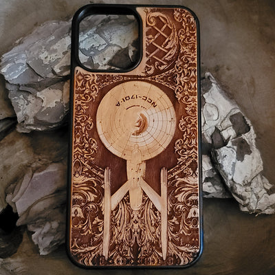 Intergalactic Ship VIII Enterprise - Wood Phone Case Alien xenomorph HR Giger biomechanical engraved phone case