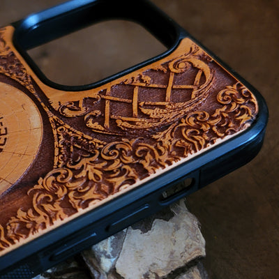 Intergalactic Ship VIII Enterprise - Wood Phone Case Alien xenomorph HR Giger biomechanical engraved phone case