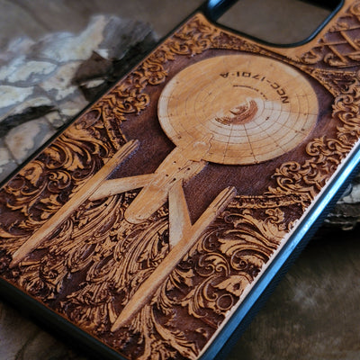 Intergalactic Ship VIII Enterprise - Wood Phone Case Alien xenomorph HR Giger biomechanical engraved phone case